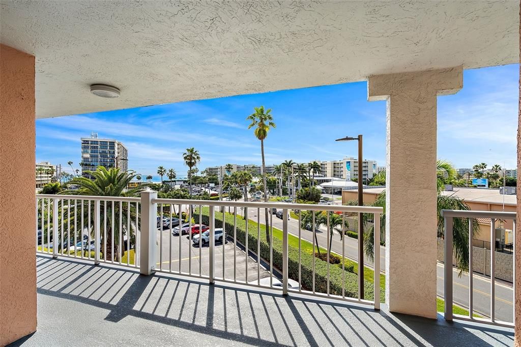 На продажу: $575,000 (2 спален, 2 ванн, 800 Квадратных фут)