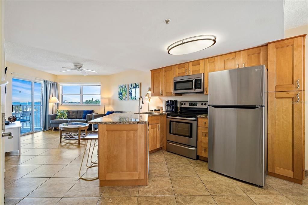 На продажу: $575,000 (2 спален, 2 ванн, 800 Квадратных фут)