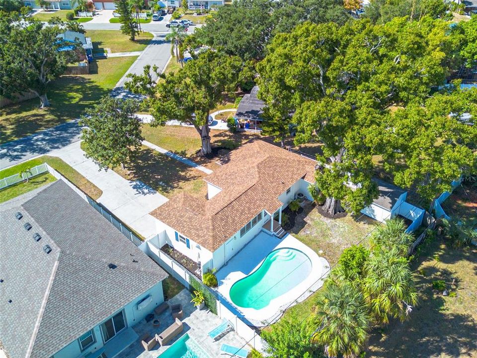 合同活跃: $515,000 (3 贝兹, 2 浴室, 1046 平方英尺)