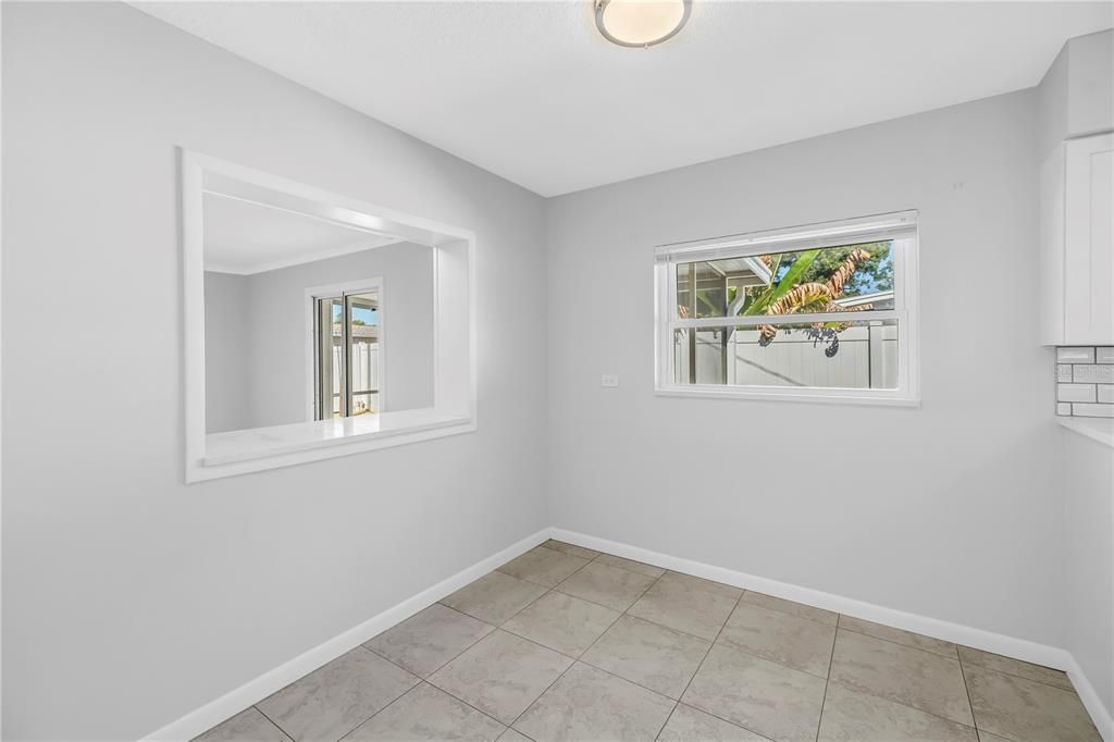 En Venta: $375,000 (3 camas, 2 baños, 1545 Pies cuadrados)