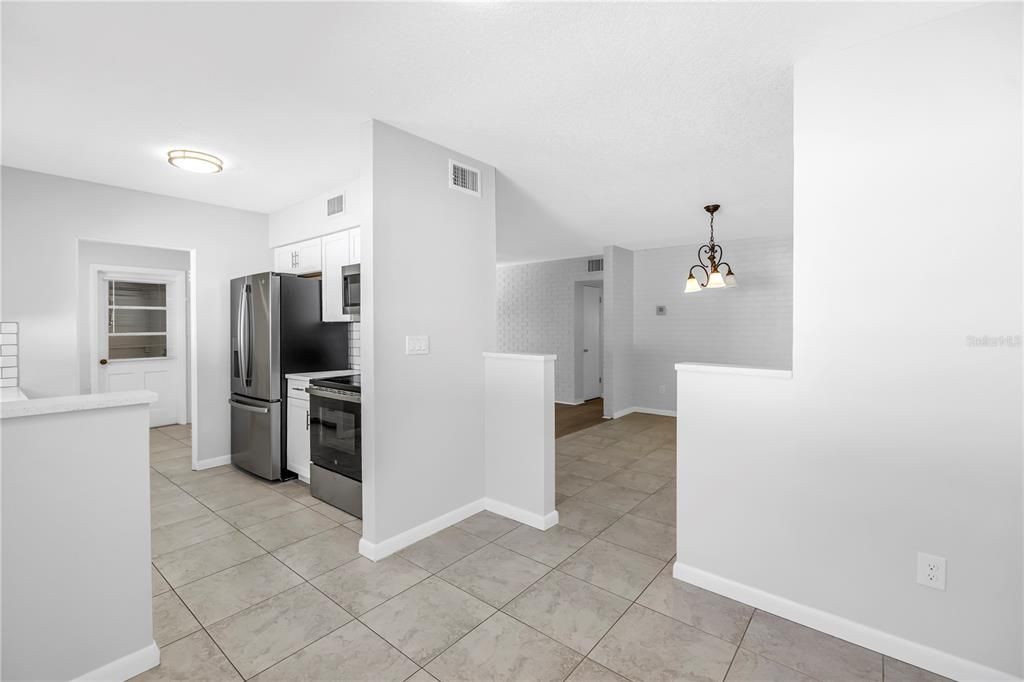 En Venta: $375,000 (3 camas, 2 baños, 1545 Pies cuadrados)