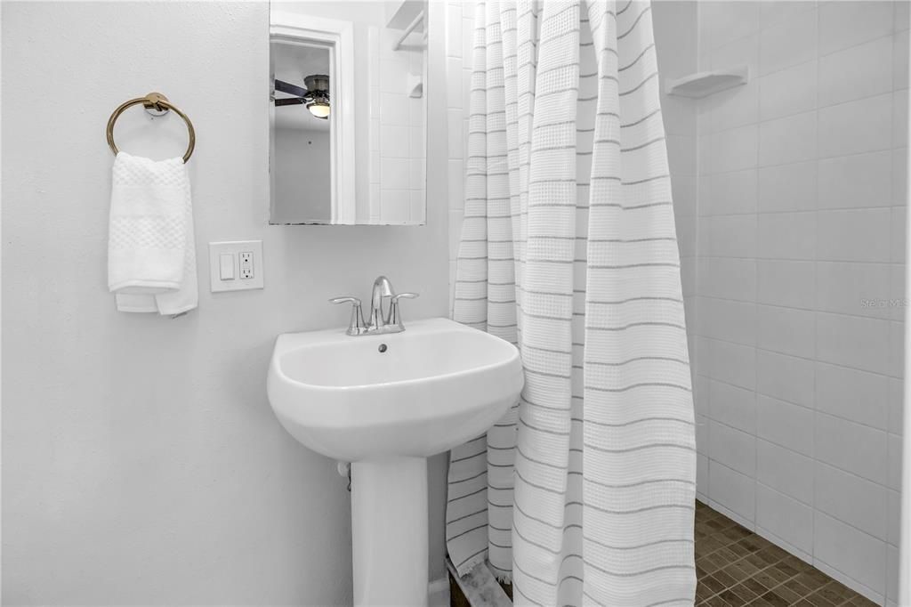 En Venta: $375,000 (3 camas, 2 baños, 1545 Pies cuadrados)