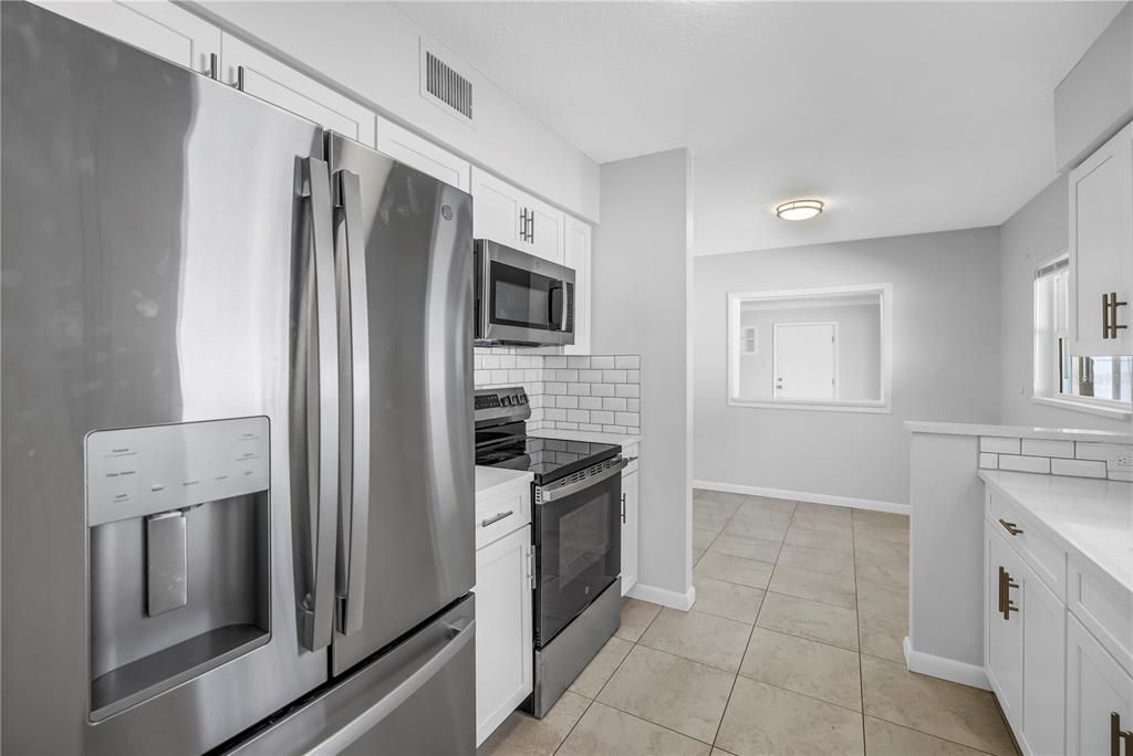 En Venta: $375,000 (3 camas, 2 baños, 1545 Pies cuadrados)