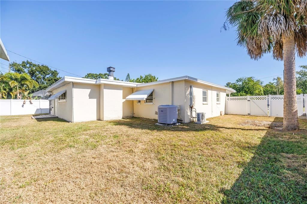 En Venta: $375,000 (3 camas, 2 baños, 1545 Pies cuadrados)