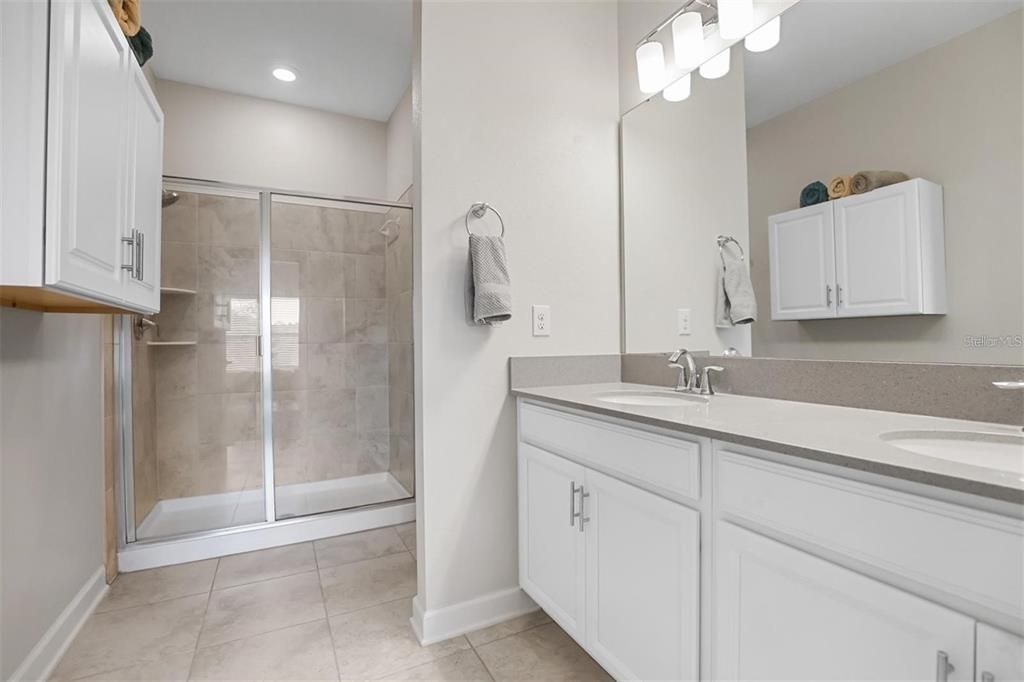 For Sale: $219,900 (2 beds, 2 baths, 1521 Square Feet)