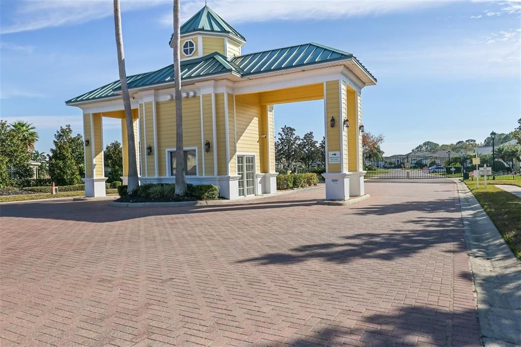 For Sale: $219,900 (2 beds, 2 baths, 1521 Square Feet)