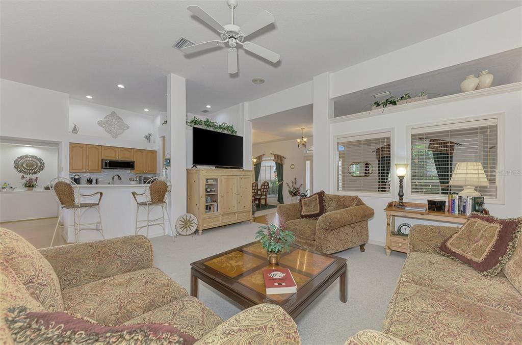 Active With Contract: $479,500 (3 beds, 2 baths, 1750 Square Feet)