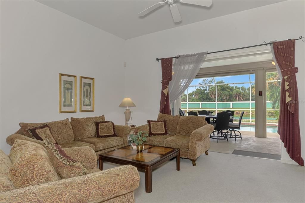 Active With Contract: $479,500 (3 beds, 2 baths, 1750 Square Feet)