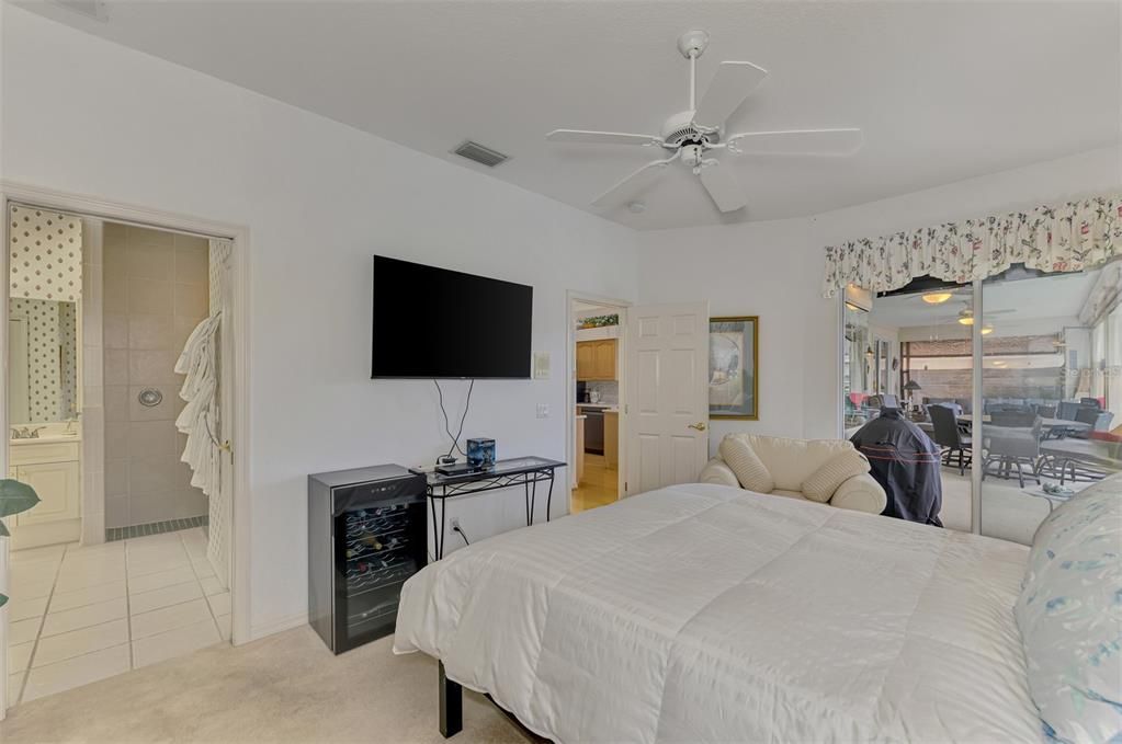 Active With Contract: $479,500 (3 beds, 2 baths, 1750 Square Feet)