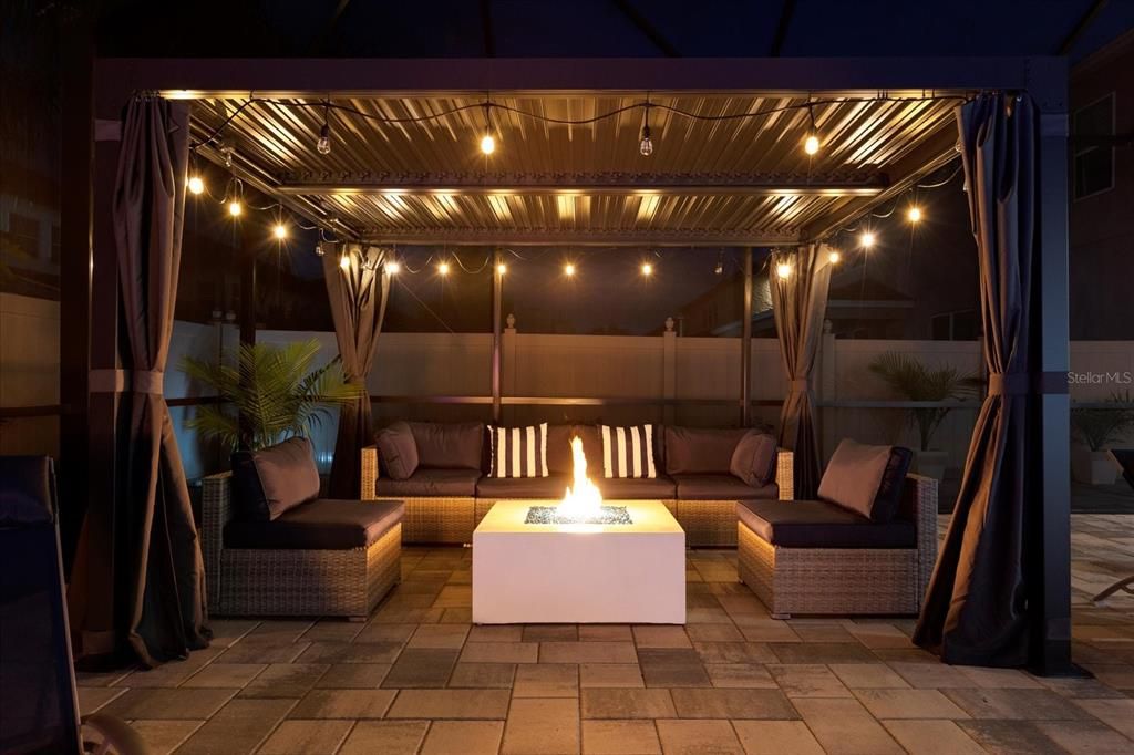 For Sale: $1,399,000 (5 beds, 4 baths, 4377 Square Feet)