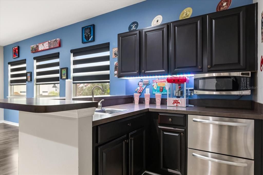 For Sale: $1,399,000 (5 beds, 4 baths, 4377 Square Feet)