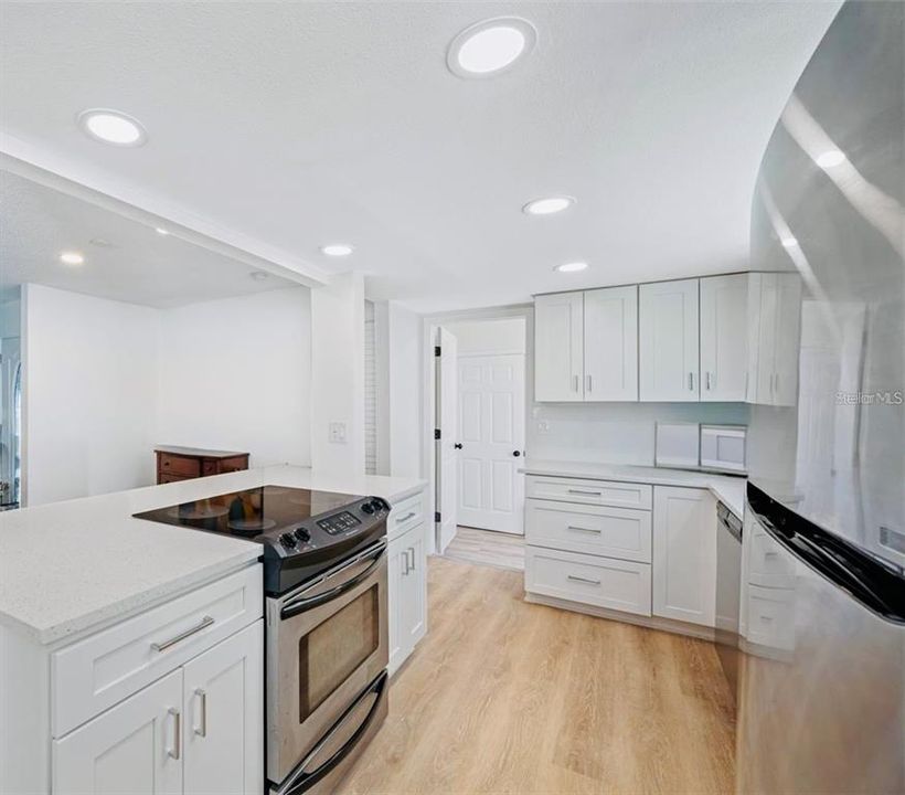 For Rent: $3,500 (3 beds, 2 baths, 1287 Square Feet)