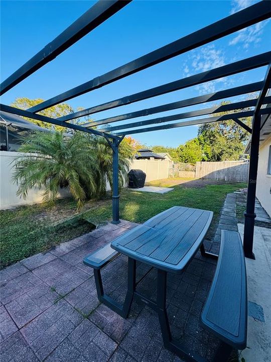 For Rent: $3,500 (3 beds, 2 baths, 1287 Square Feet)