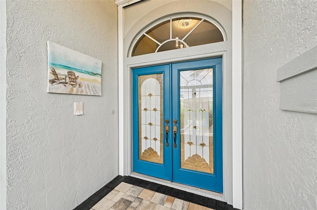 Под контрактом: $497,500 (3 спален, 2 ванн, 2328 Квадратных фут)