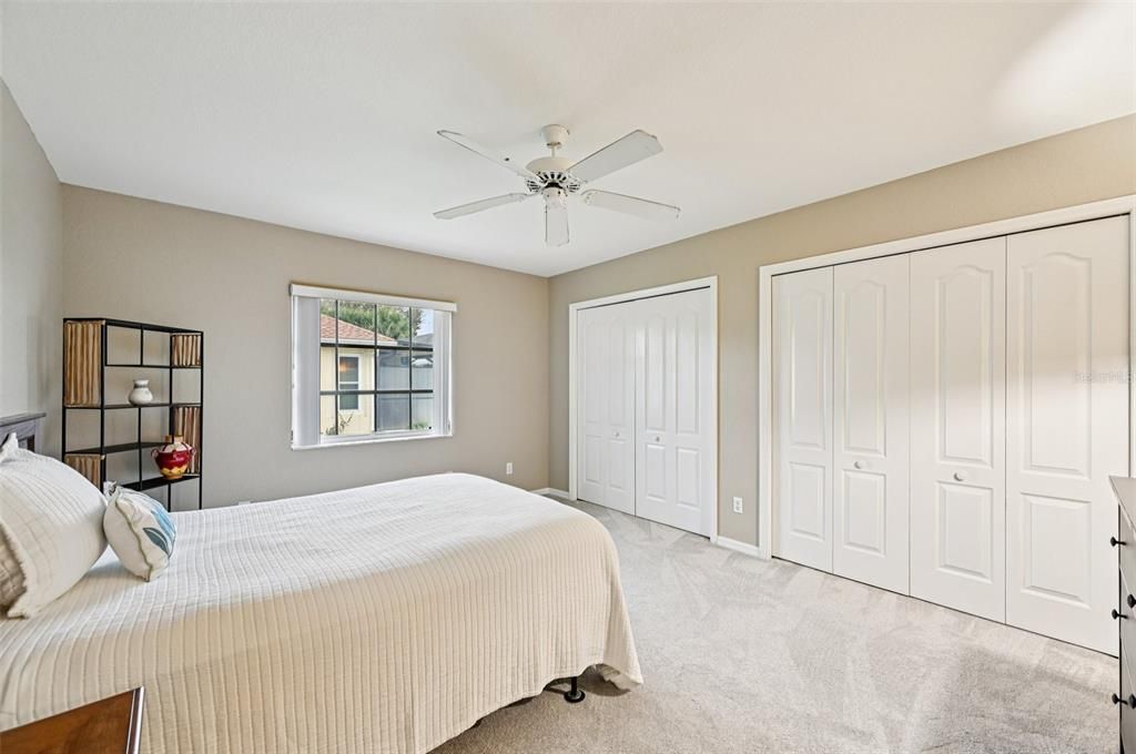 Под контрактом: $497,500 (3 спален, 2 ванн, 2328 Квадратных фут)