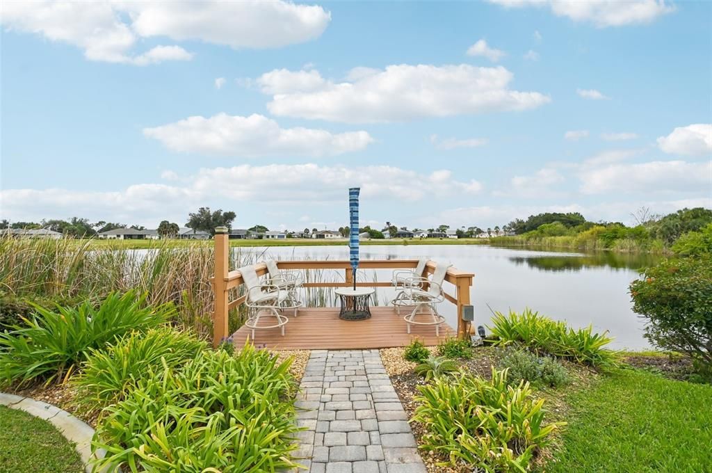 Под контрактом: $497,500 (3 спален, 2 ванн, 2328 Квадратных фут)