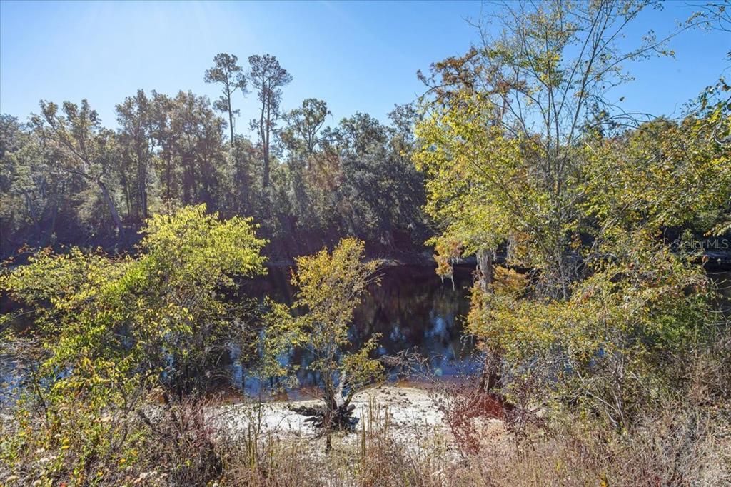 For Sale: $384,999 (3 beds, 2 baths, 1741 Square Feet)