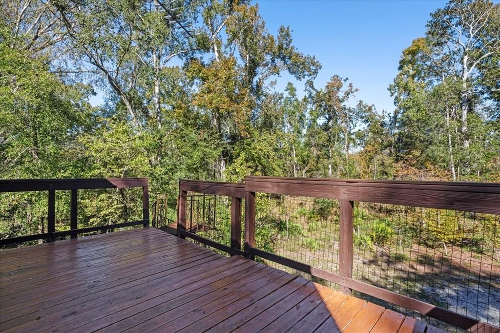 For Sale: $384,999 (3 beds, 2 baths, 1741 Square Feet)