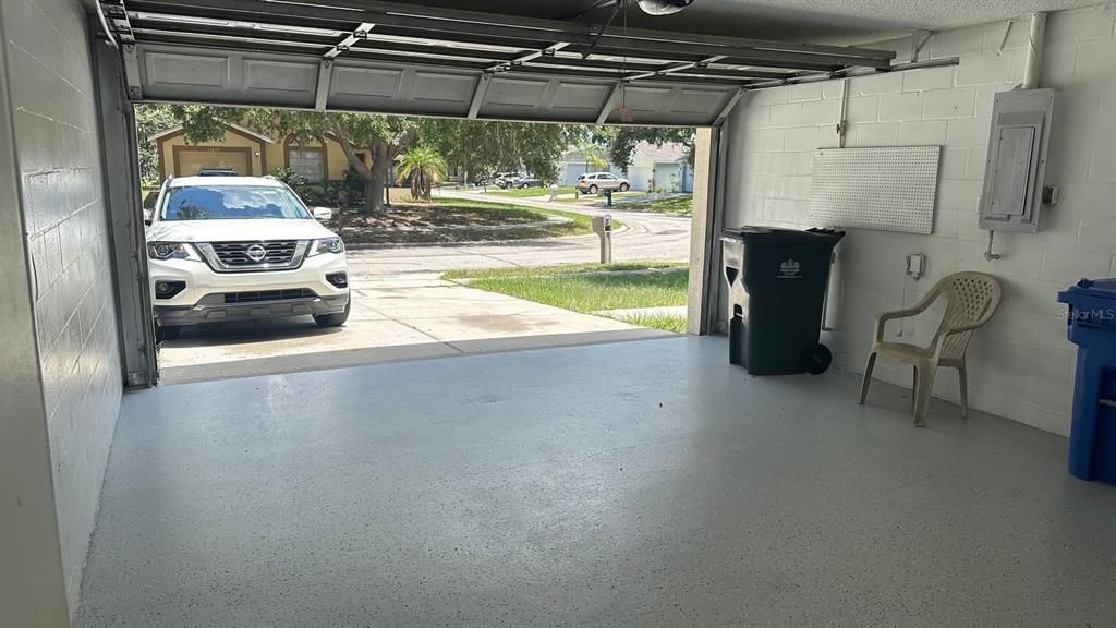 For Sale: $195,000 (3 beds, 2 baths, 1176 Square Feet)