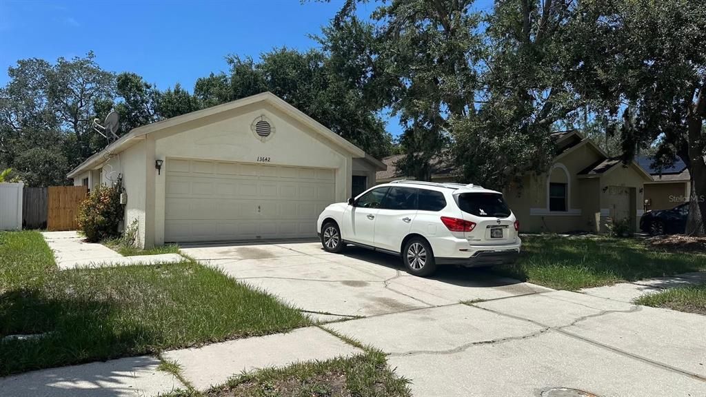 For Sale: $195,000 (3 beds, 2 baths, 1176 Square Feet)