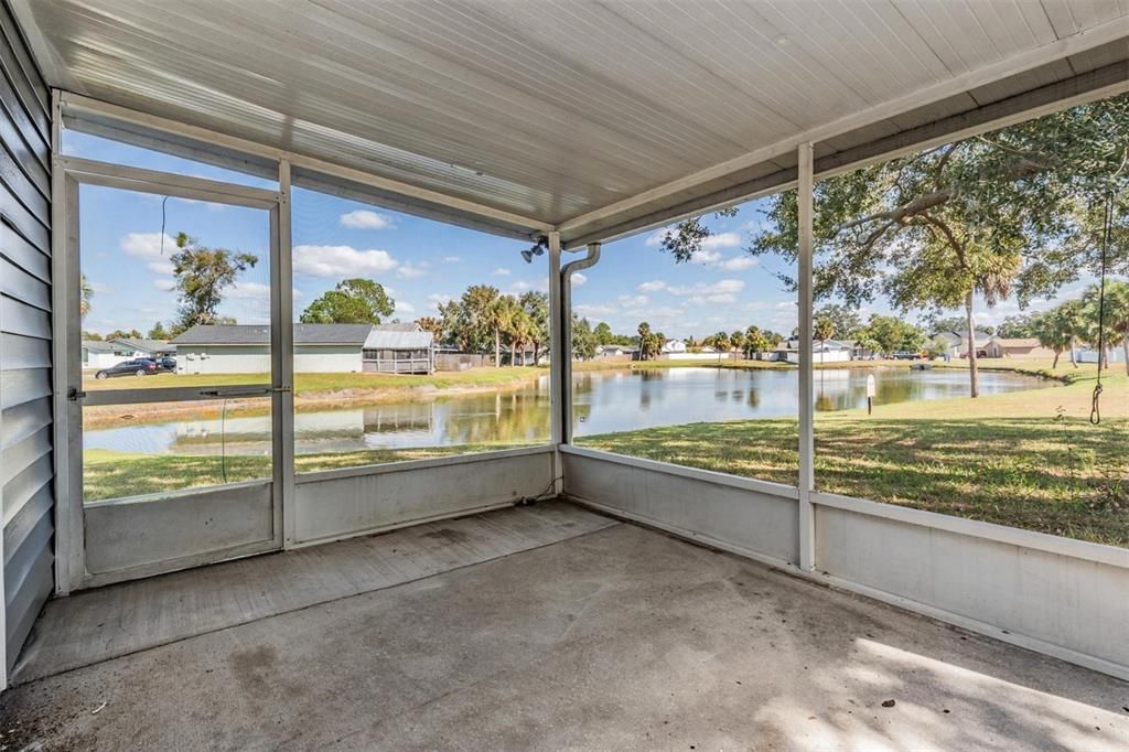 Active With Contract: $387,900 (3 beds, 2 baths, 1429 Square Feet)