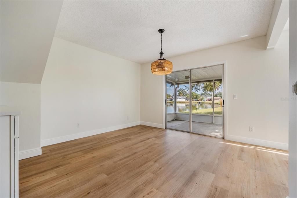 Active With Contract: $387,900 (3 beds, 2 baths, 1429 Square Feet)