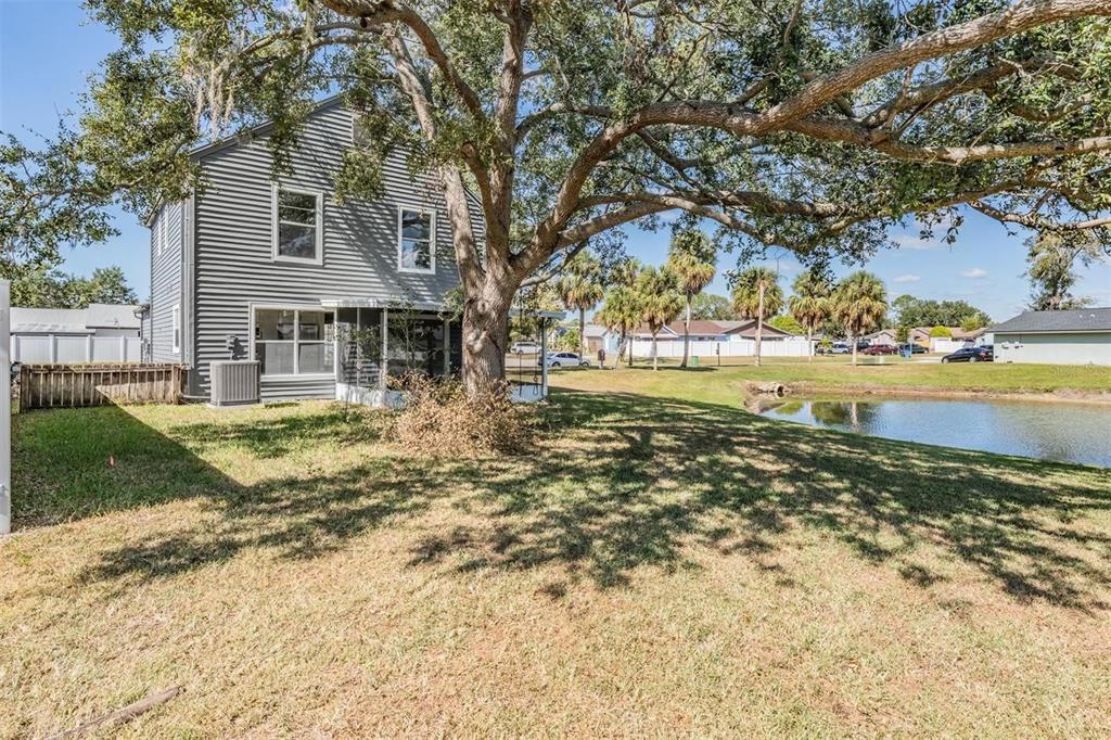 Active With Contract: $387,900 (3 beds, 2 baths, 1429 Square Feet)