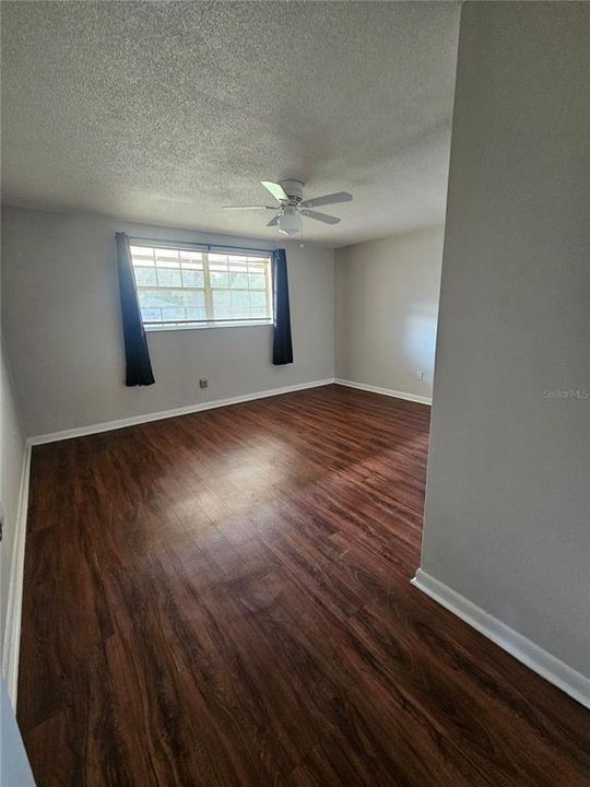 В аренду: $1,450 (2 спален, 1 ванн, 850 Квадратных фут)