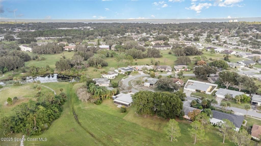 Active With Contract: $245,000 (2 beds, 2 baths, 1388 Square Feet)