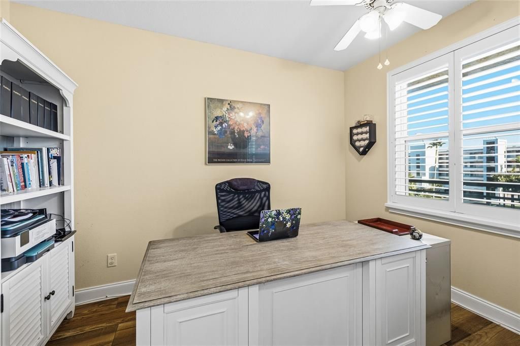 合同活跃: $575,000 (3 贝兹, 2 浴室, 1265 平方英尺)