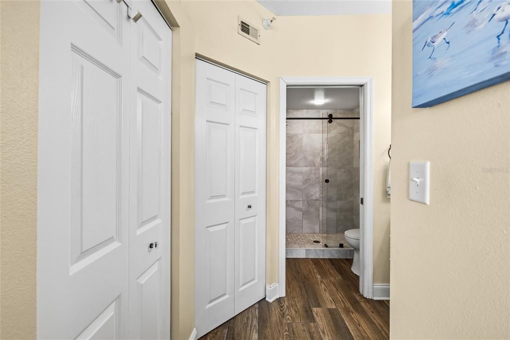 合同活跃: $575,000 (3 贝兹, 2 浴室, 1265 平方英尺)