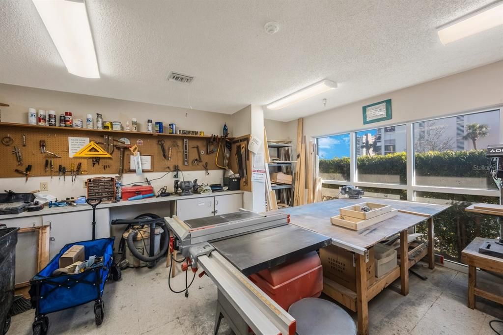 合同活跃: $575,000 (3 贝兹, 2 浴室, 1265 平方英尺)