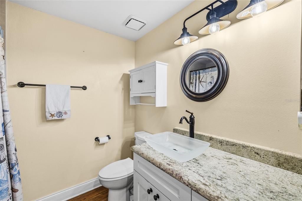 合同活跃: $575,000 (3 贝兹, 2 浴室, 1265 平方英尺)