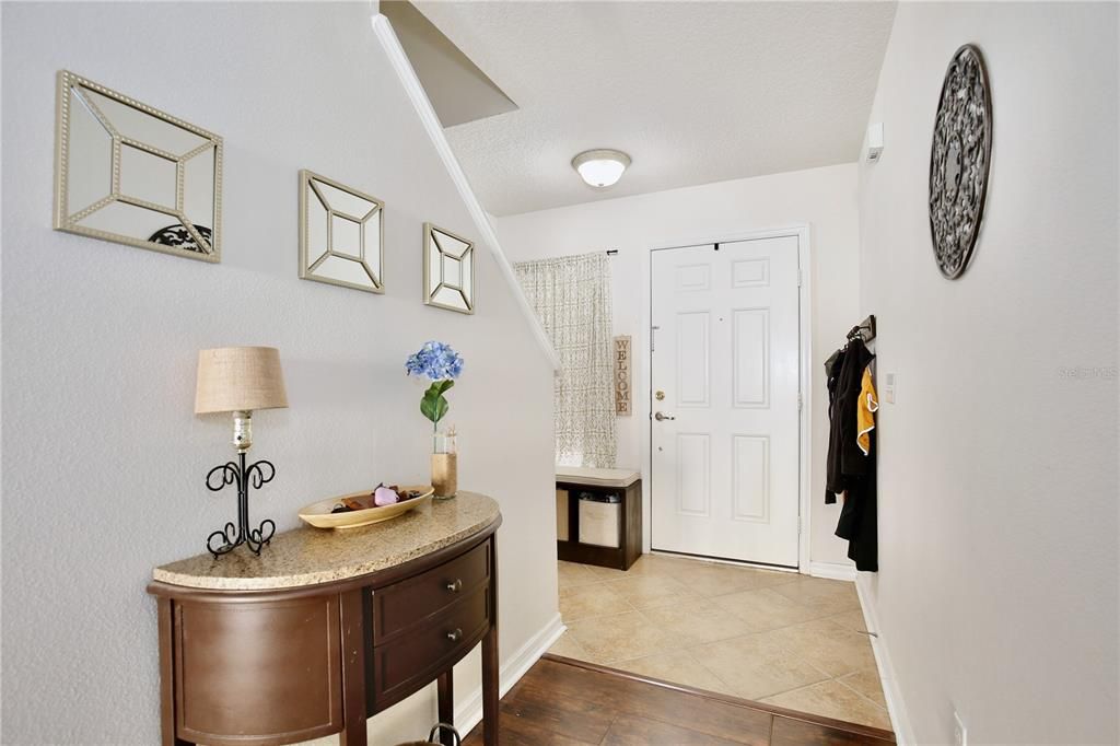 待售: $315,000 (2 贝兹, 2 浴室, 1344 平方英尺)