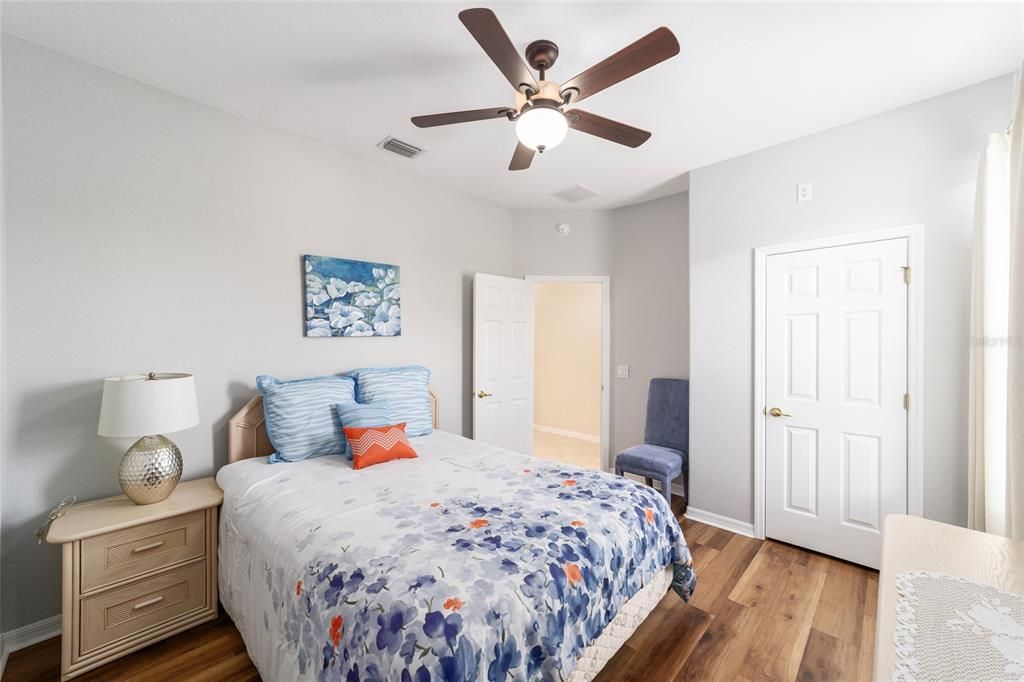 Active With Contract: $409,999 (3 beds, 2 baths, 1958 Square Feet)