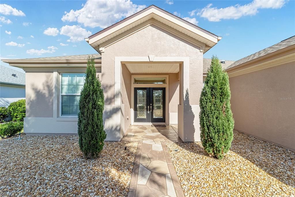 Active With Contract: $409,999 (3 beds, 2 baths, 1958 Square Feet)