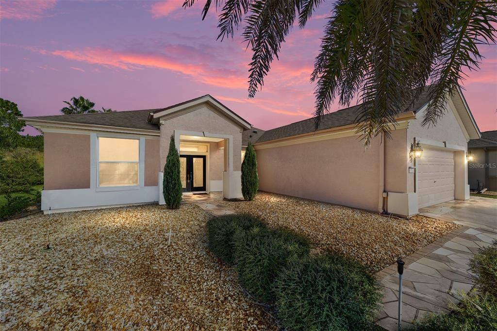 Active With Contract: $409,999 (3 beds, 2 baths, 1958 Square Feet)