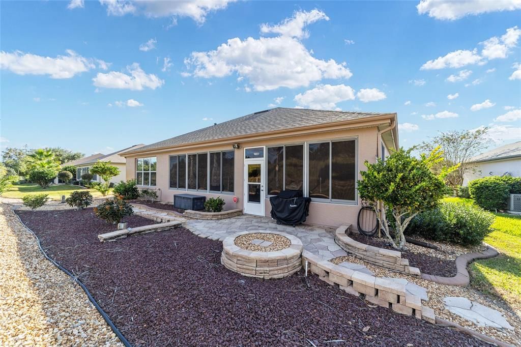 Active With Contract: $409,999 (3 beds, 2 baths, 1958 Square Feet)