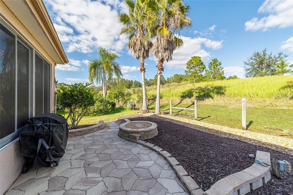 Active With Contract: $409,999 (3 beds, 2 baths, 1958 Square Feet)