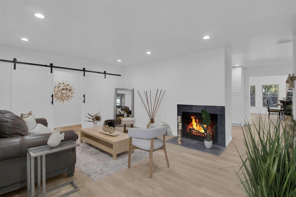 For Sale: $810,000 (4 beds, 3 baths, 2116 Square Feet)