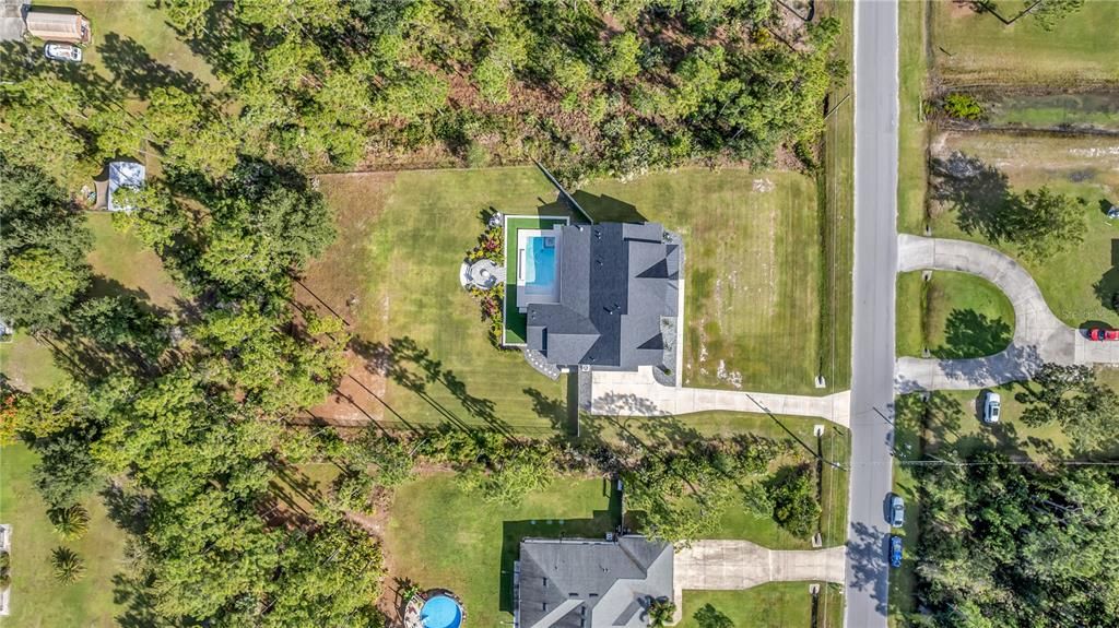 Под контрактом: $985,000 (4 спален, 4 ванн, 2870 Квадратных фут)