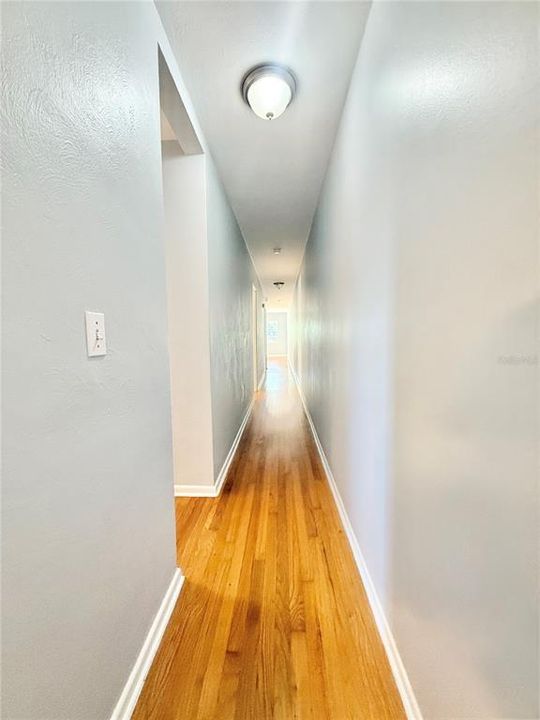 Active With Contract: $2,100 (3 beds, 2 baths, 1251 Square Feet)