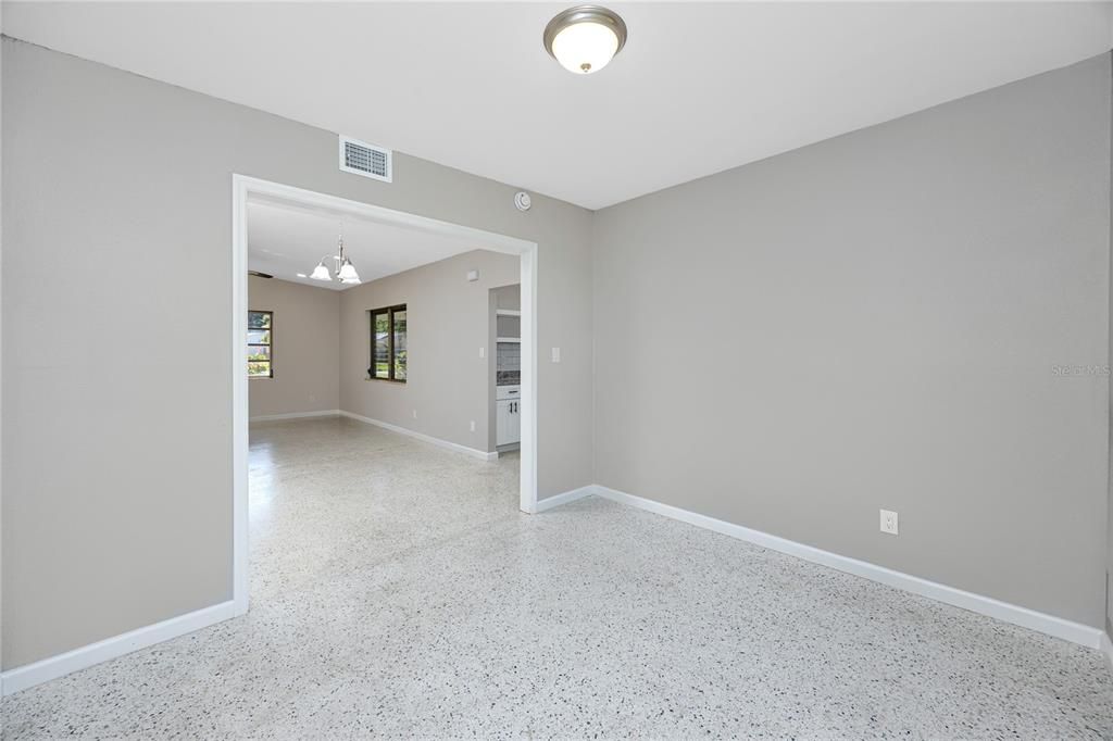 En Venta: $349,900 (2 camas, 1 baños, 982 Pies cuadrados)