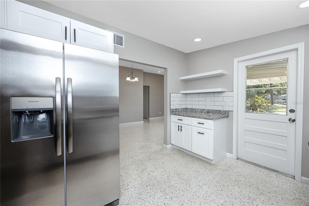 En Venta: $349,900 (2 camas, 1 baños, 982 Pies cuadrados)