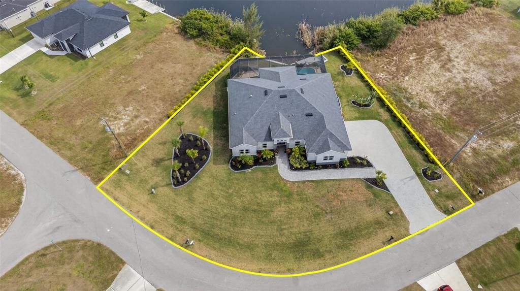 待售: $850,000 (4 贝兹, 2 浴室, 2850 平方英尺)