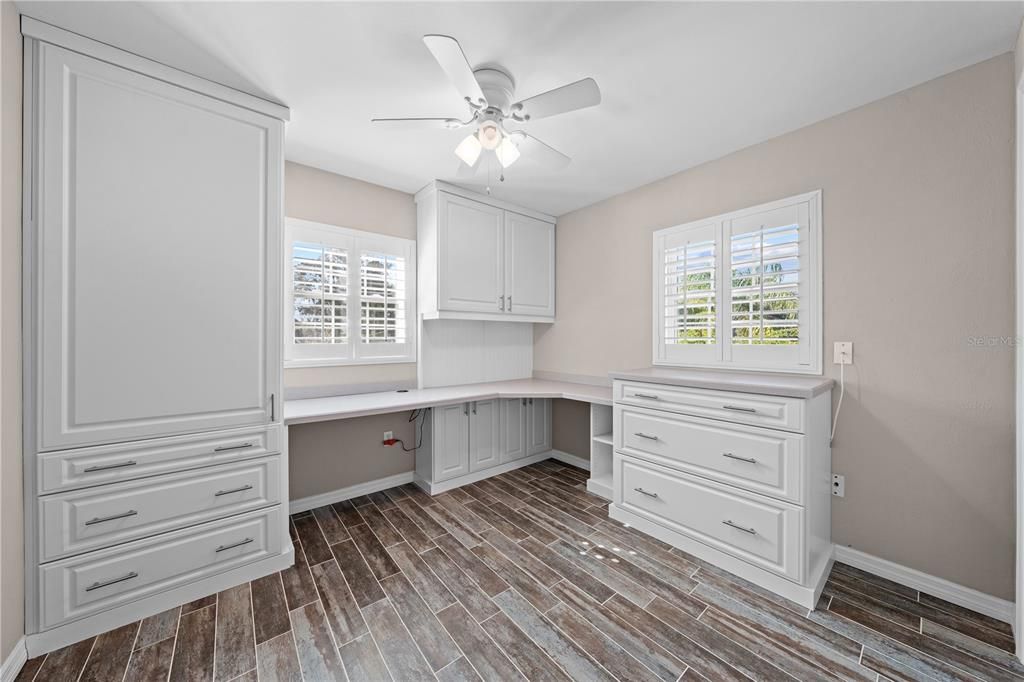 Active With Contract: $499,900 (4 beds, 3 baths, 2126 Square Feet)