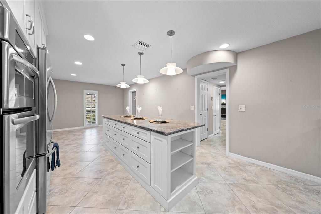 Active With Contract: $499,900 (4 beds, 3 baths, 2126 Square Feet)