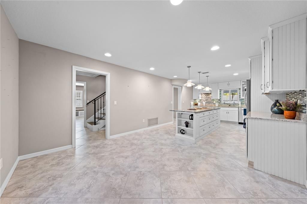 Active With Contract: $499,900 (4 beds, 3 baths, 2126 Square Feet)