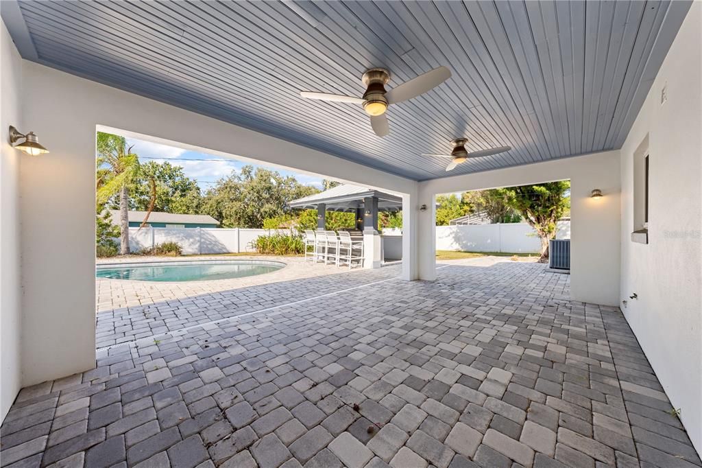 Active With Contract: $499,900 (4 beds, 3 baths, 2126 Square Feet)