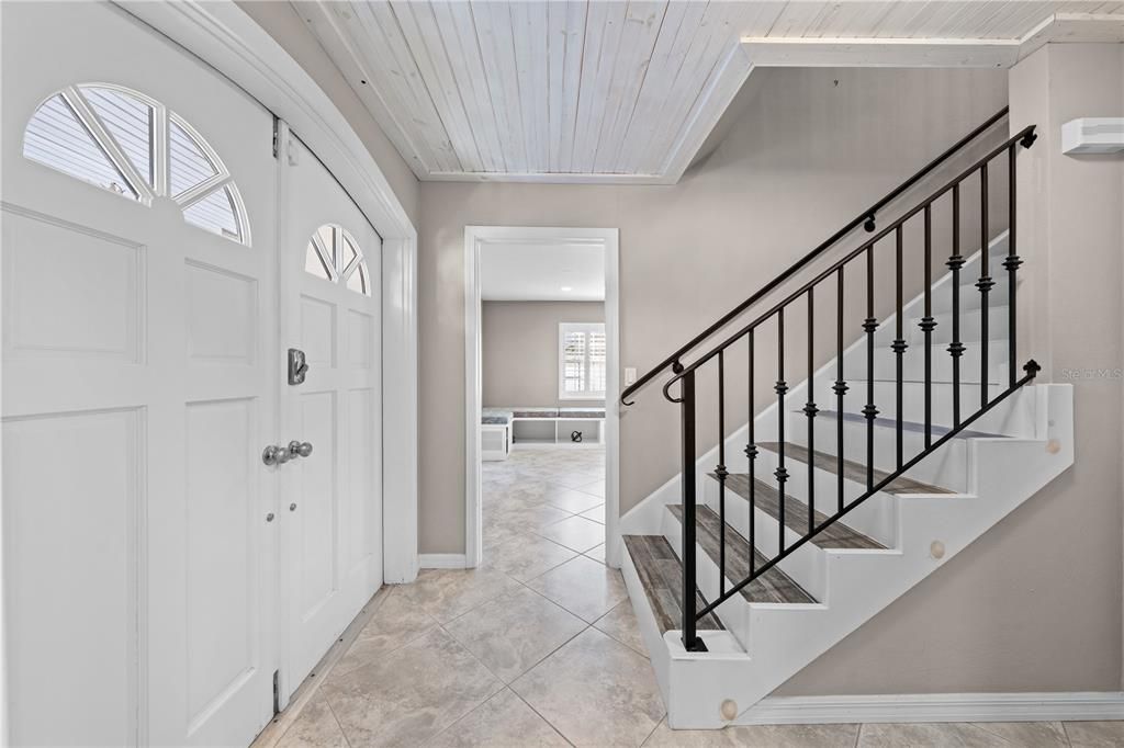 Active With Contract: $499,900 (4 beds, 3 baths, 2126 Square Feet)